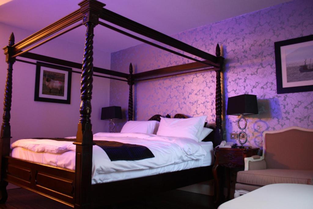 The Talbot Hotel Belmullet Buitenkant foto